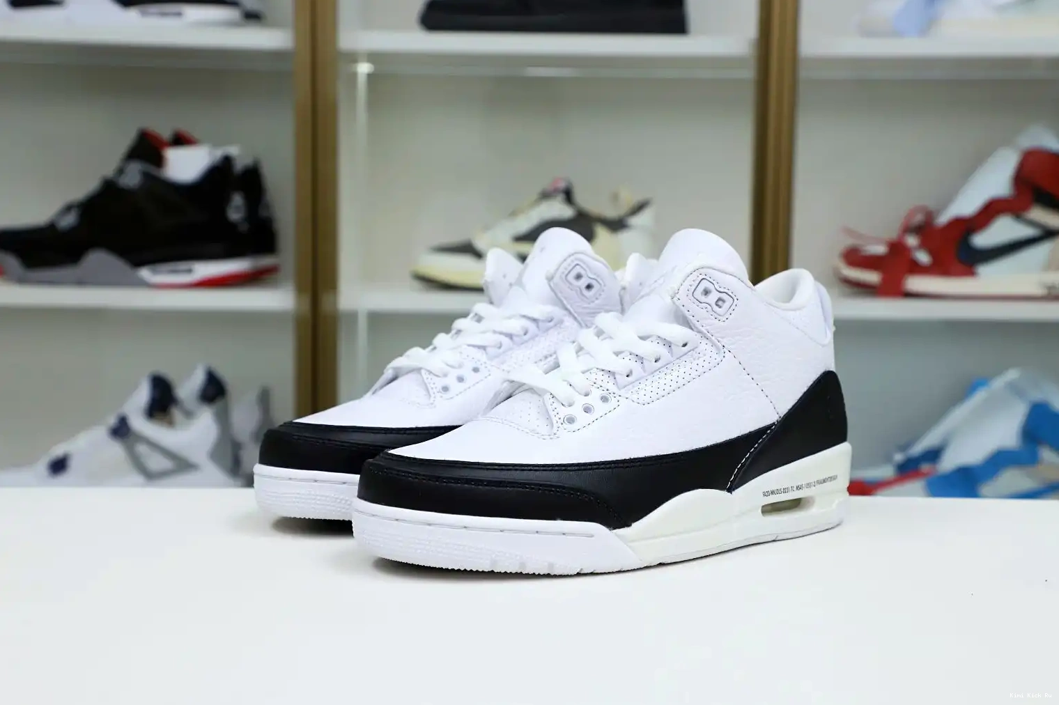 DESIGN JORDAN Kimikick FRAGMENT 'WHITE' X RETRO SP AIR 3 0521